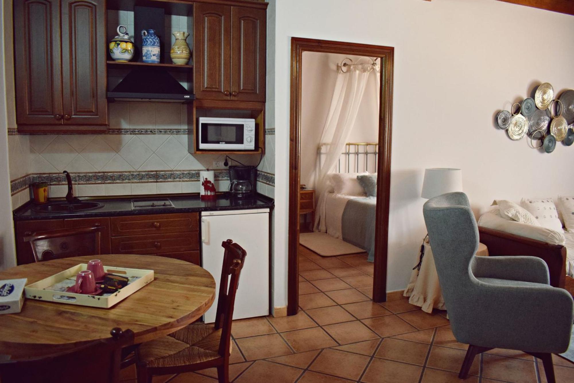 Apartamentos Turisticos La Vida De Antes Consuegra Quarto foto