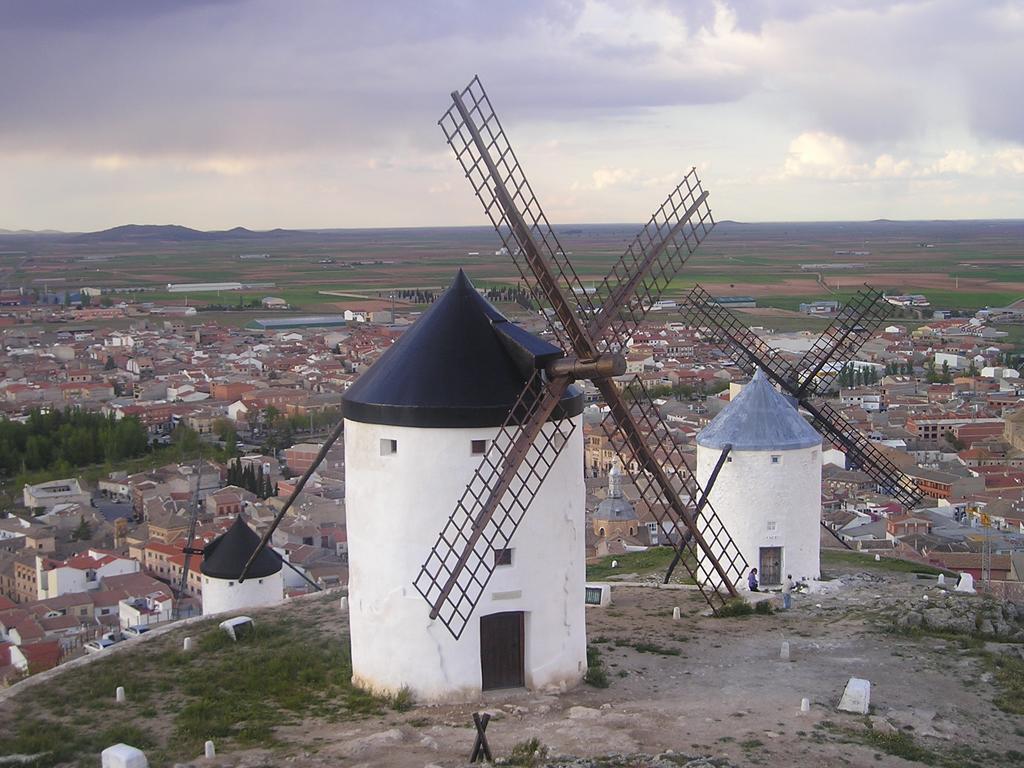 Apartamentos Turisticos La Vida De Antes Consuegra Exterior foto